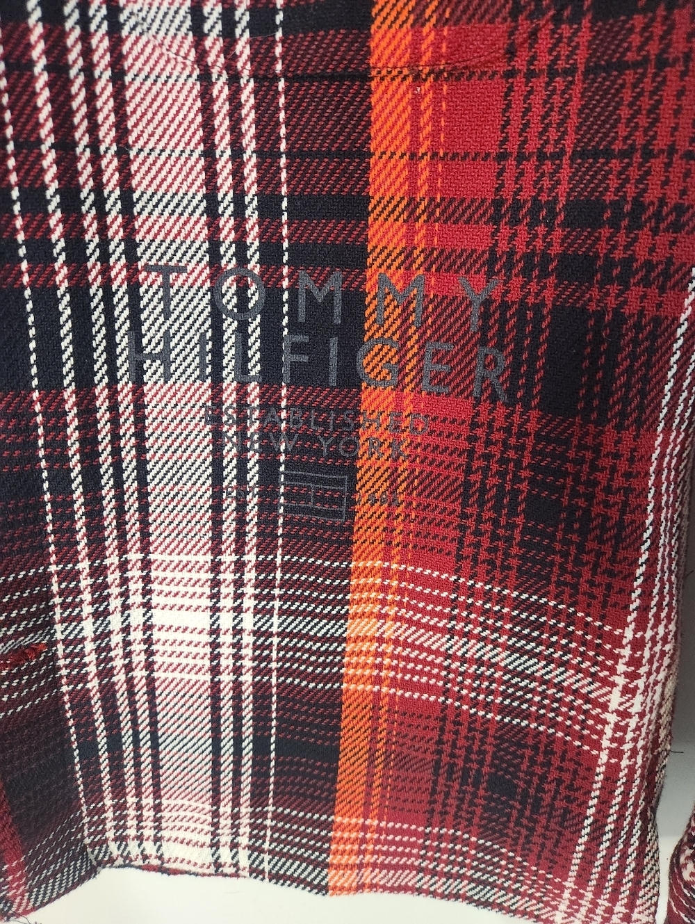 Tommy Hilfiger Men's Red Plaid Over Shirt - Picture 2 of 10